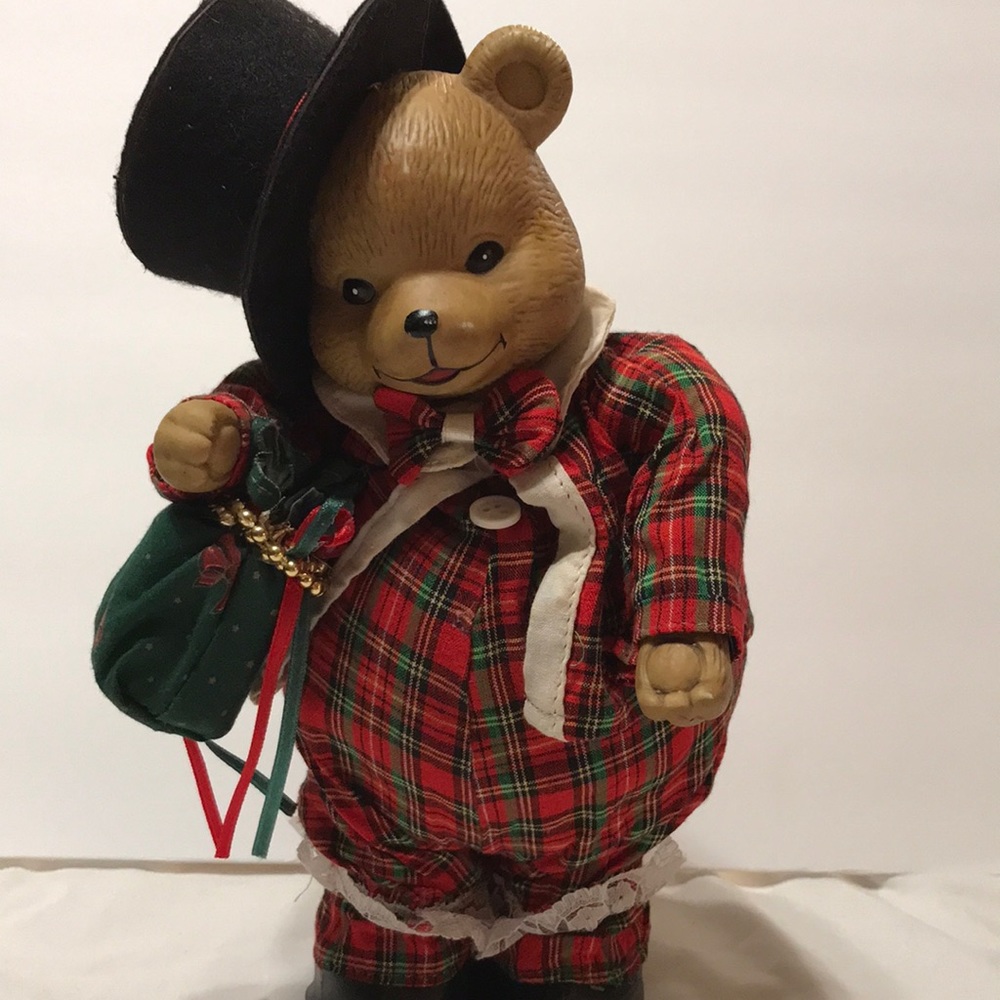 Vintage Animated windup Christmas Bear